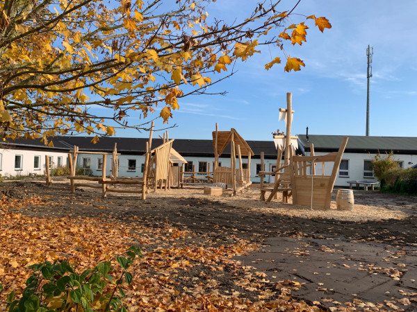 7079B5CB E139 A3CB 5B9A5DD94BAE 4177