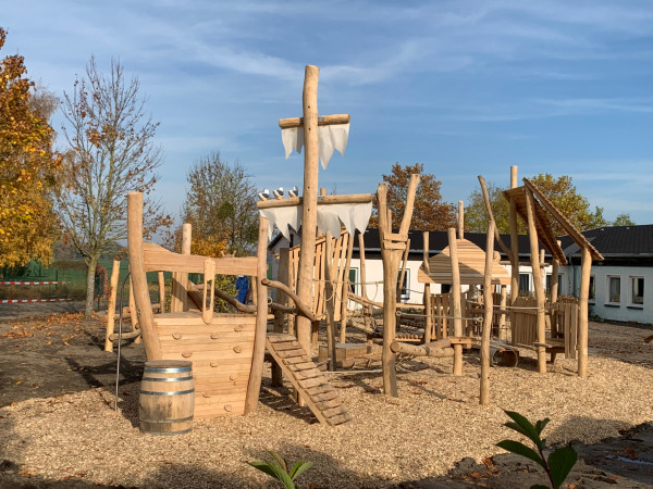 894FE6DE BC8DDB 9234 57E9AF83DB3F 4176