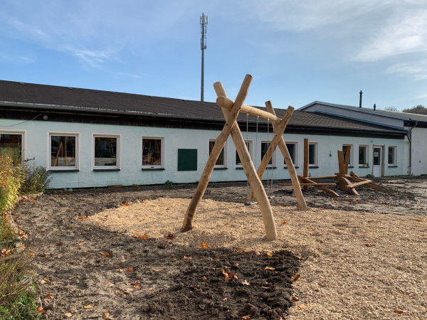 DC79C69DE 4AF4 BB98 5DCAF34EAB01 4178