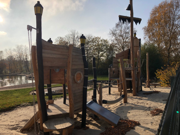 Spielschiff Kuddel Muddelplus und U3  18  4351