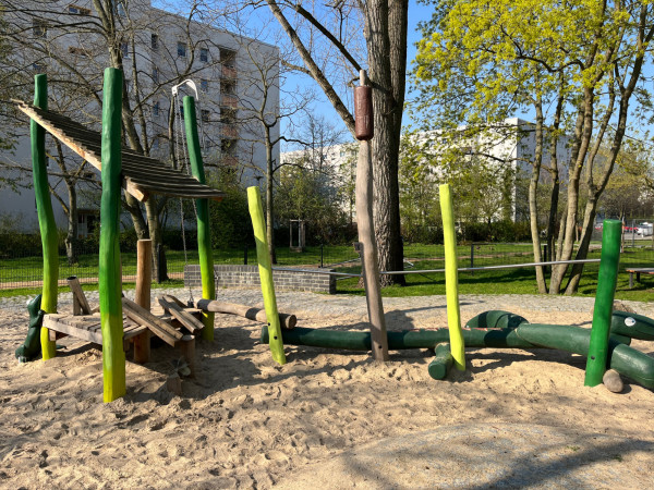 Spielart Kletterkombi Robinienholz489