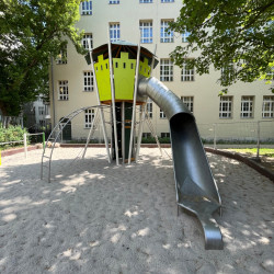 Spiel Bau Spielplatz 4516