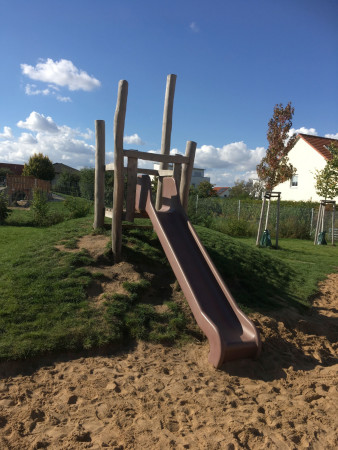 Spielart Kleinkind Rutschenturm Robinie510