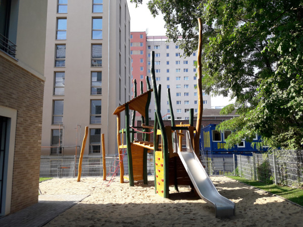 Spielart Kletterkombination Robinienholz 4506