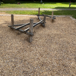 Attash Holzgestaltung Spielplatz 4601