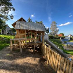 Attash Hugelanlage Eiche