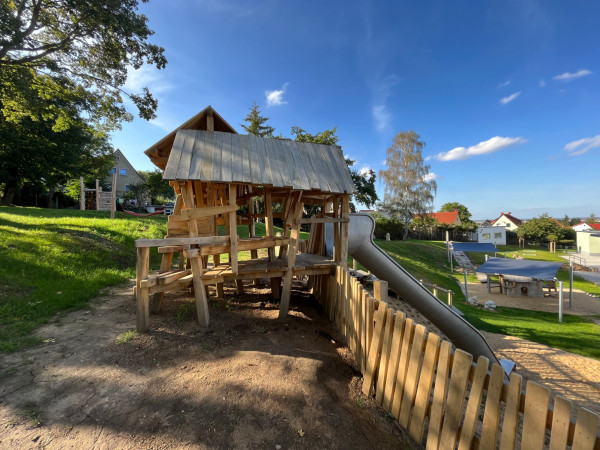 Attash Hugelanlage Eiche