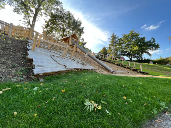 Attash Spielanlage Am Hugel