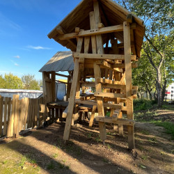 Attash Spielhaus Eiche 4652