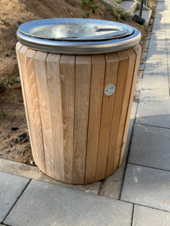 Spielart Abfallbehalter