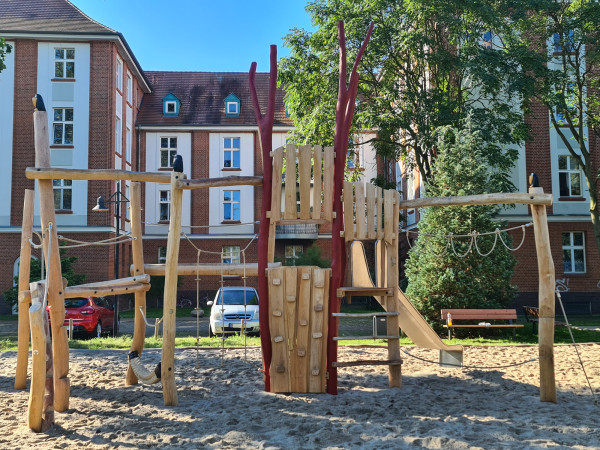 Spielart Spielanlage 4684