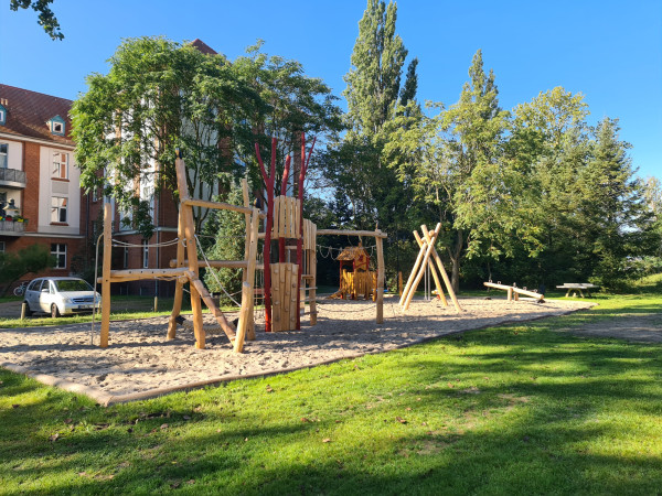 Spielart Spielanlage 4685