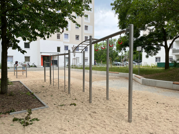 Spiel Bau Spielplatz 4758