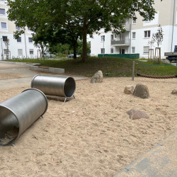 Spiel Bau Spielplatz 4761
