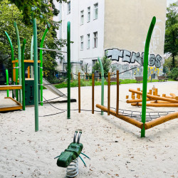 Spiel Bau Spielplatz 4781