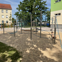 Spiel Bau Spielplatz 4710