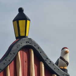 Piratenspielplatz Mowe und Licht Holzfigur