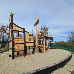 Spielschiff Spielgerate aus Robinienholz 4863