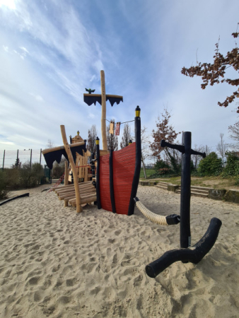 Spielschiff Spielgerate aus Robinienholz 4865