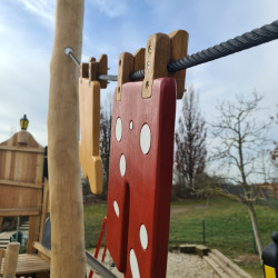 Spielschiff Spielgerate aus Robinienholz Details