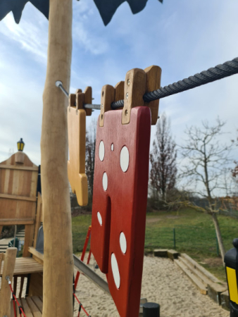 Spielschiff Spielgerate aus Robinienholz Details