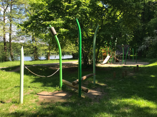 Spiel Bau Grasart Design Spielplatz Kletterturm Spielgerate908