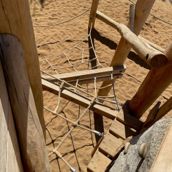 Spielart Spielschiff Kletterwand Naturstein 