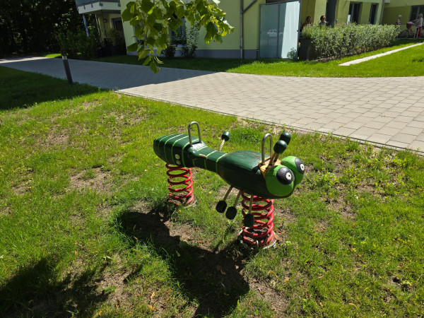 Spielart Wackellibelle Spielplatz