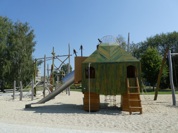 Spielart Themenspielplatz Spielplatz Robinienholz Aussenanlagengestaltung 5065