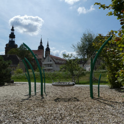 Spiel Bau Grasart Design Spielplatzdesign Nestschaukel