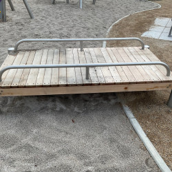 Spiel Bau Spielpodest Edelstahl Spielplatzgestaltung