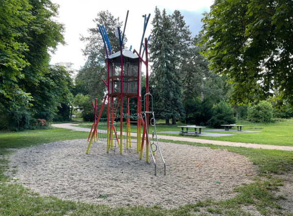 Spiel Bau Spielturm Regenbogen 5133