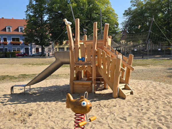 Spielart Kleines Spielhaus U3 Fischladen Federwipper Fisch 5150