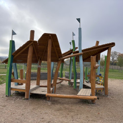Spielart Spielkombination Robinienholz sagegestreift Spielplatz  2  5193