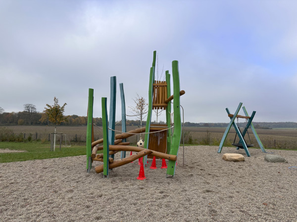 Spielart Spielkombination Robinienholz sagegestreift Spielplatz  3  5194