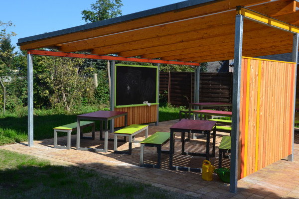 FreiraumObjekte Ney Pergola Unterstand Grunes Klassenzimmer Schulhof 254