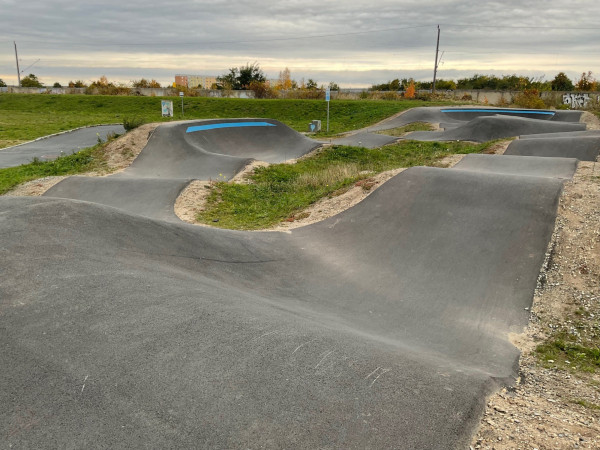 Pumptrack Grossenhain Hohe Strasse Sportpark Husarenviertel 1 5224