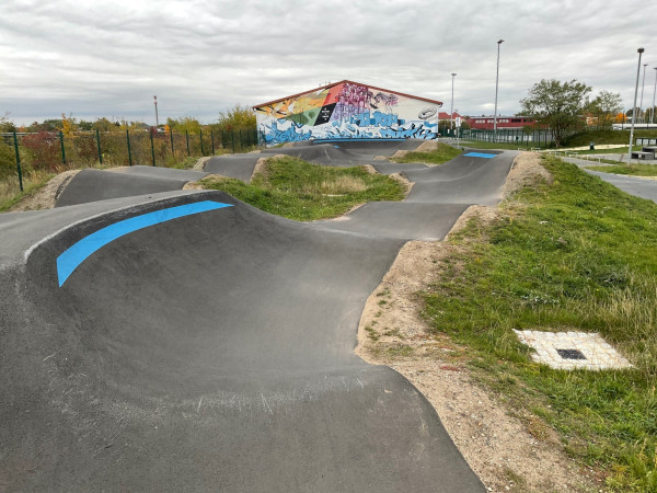 Pumptrack Grossenhain Hohe Strasse Sportpark Husarenviertel 4 5227
