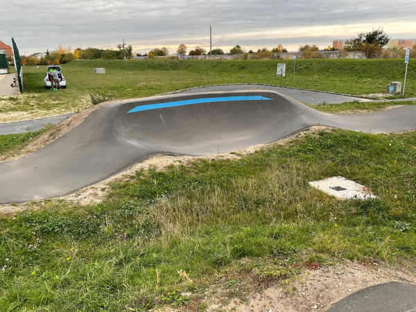 Pumptrack Grossenhain Hohe Strasse Sportpark Husarenviertel 9 5232