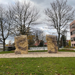 X Move Kletterfelsen Schulhof Ebersbach 5296