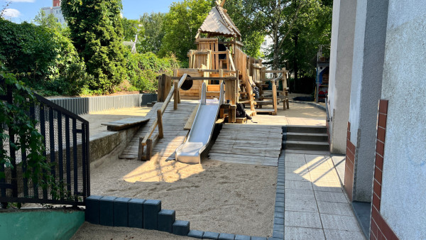 Berlin Spielplatz Kita Neubau Spielplatzgestaltung 5377