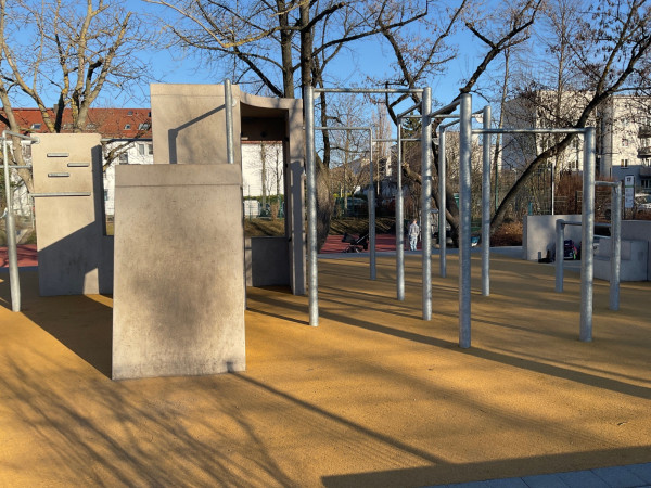 Dresden Haenel Clauss Strasse Parkoursanlage  5321