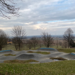 Pumptrack Anlage Freianlagen Funsport Outdoor Rollsport 5353