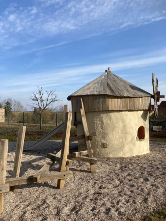 Spielplatzgerat Glasfaserbeton Attash Eichenholz Balancierweg